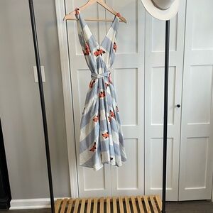 Elegant Blue and White Floral Midi Dress